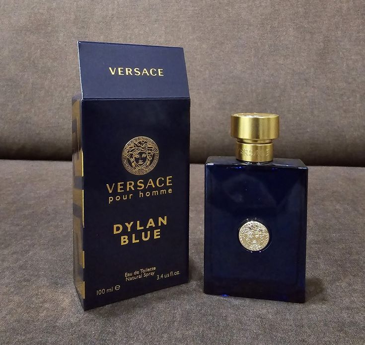 🌊 Versace Dylan Blue Pour Homme – A essência do homem moderno